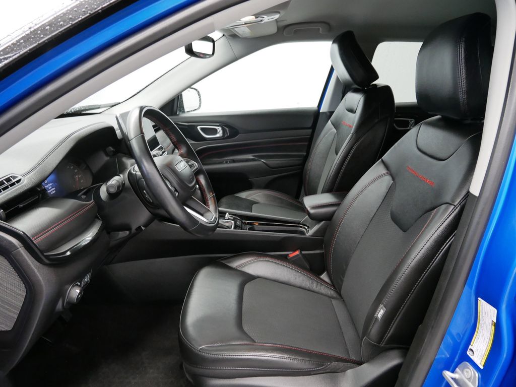 Thumbnail: 2022 Jeep Compass - 3