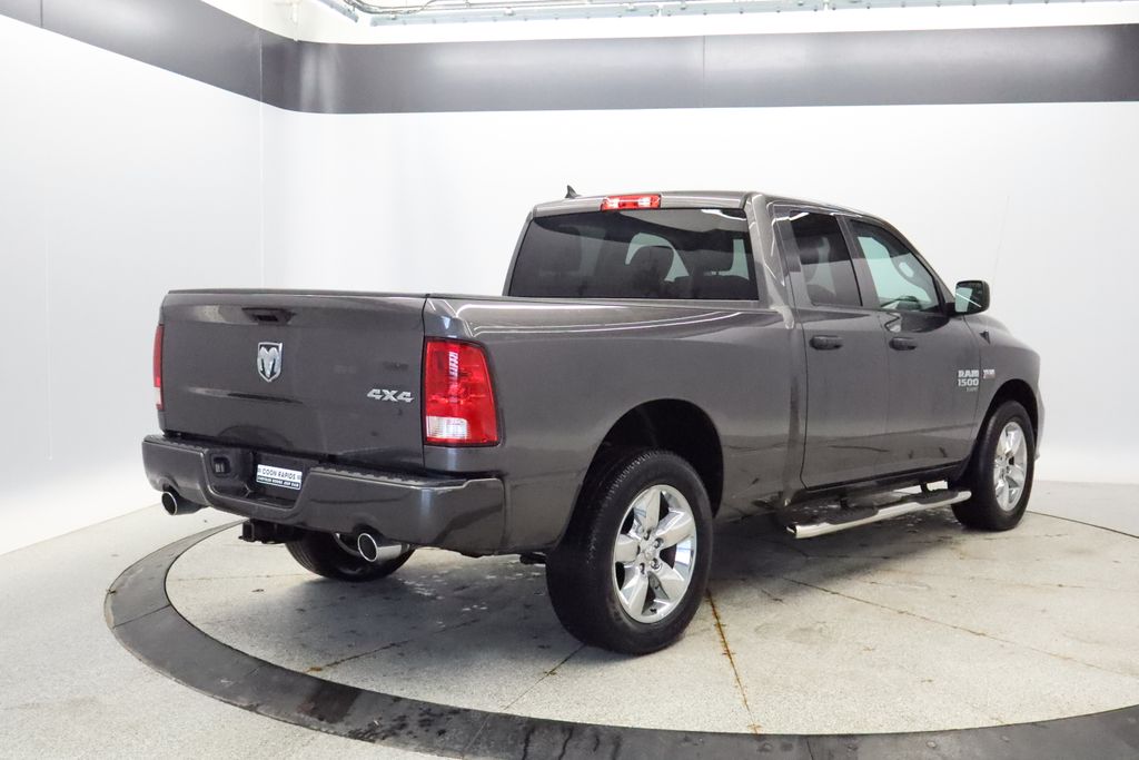 Thumbnail: 2019 RAM 1500 Classic - 6