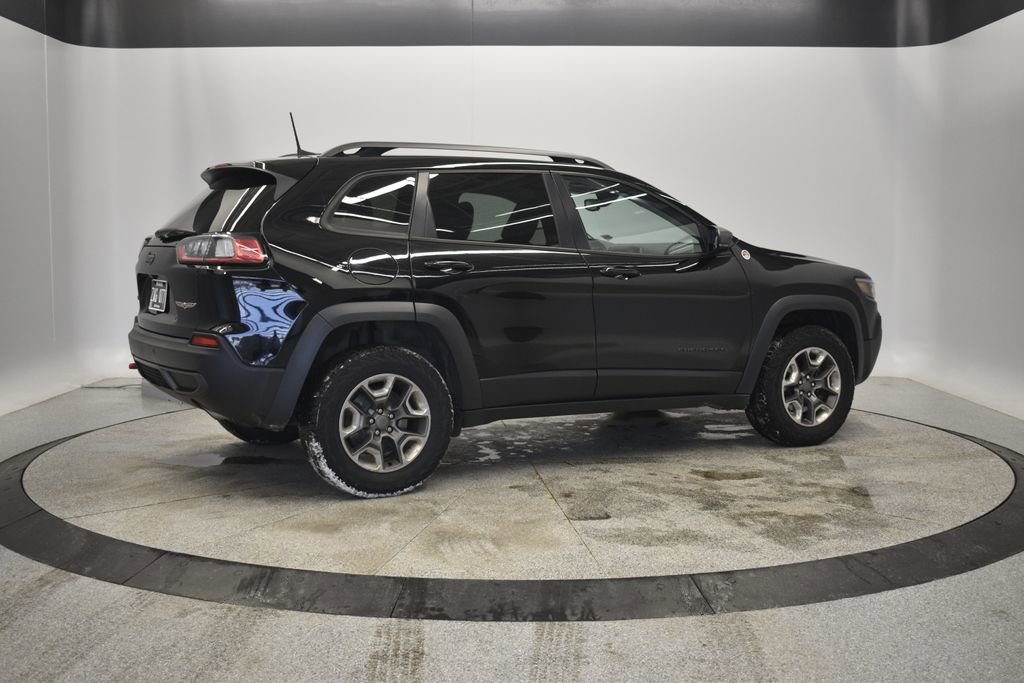 Thumbnail: 2019 Jeep Cherokee - 9