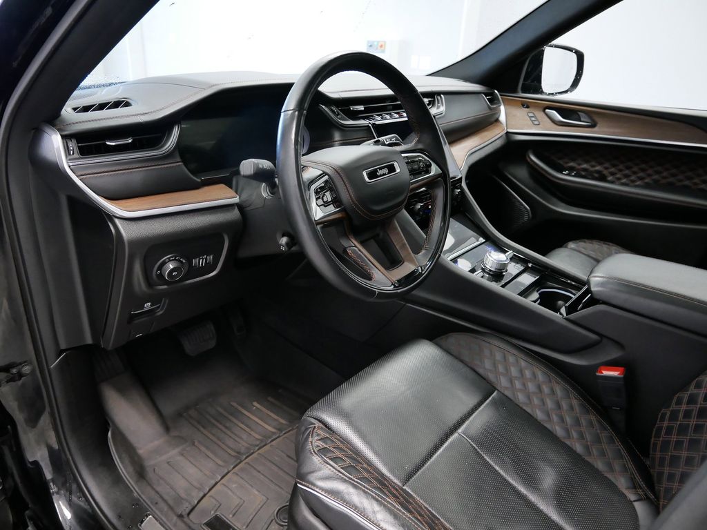 Thumbnail: 2022 Jeep Grand Cherokee L - 23