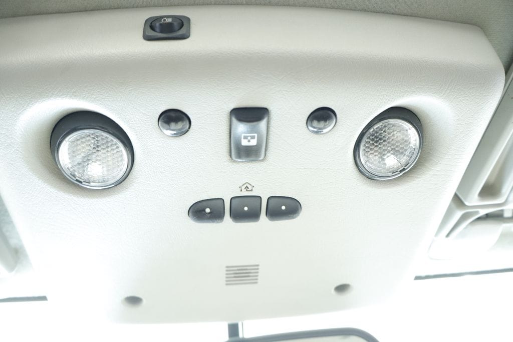 Thumbnail: 2004 Hummer H2 - 31