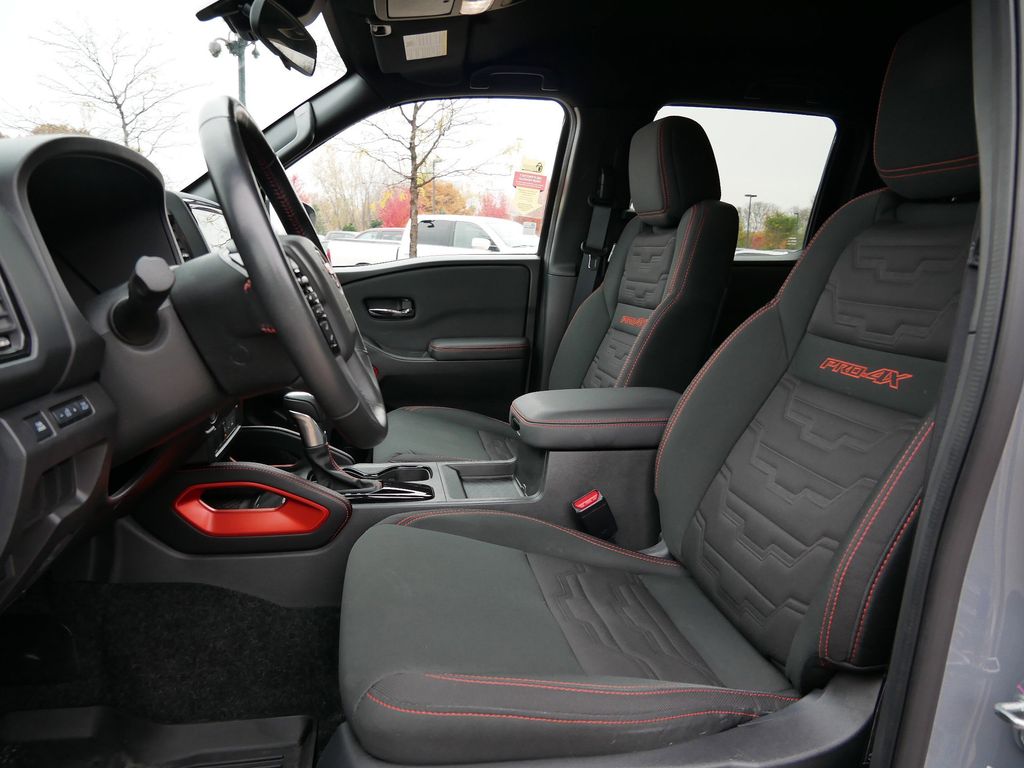 Thumbnail: 2024 Nissan Frontier - 3