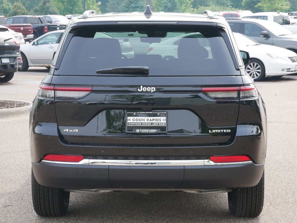Thumbnail: 2025 Jeep Grand Cherokee - 8