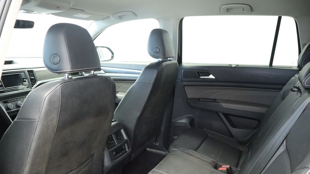 Thumbnail: 2022 Volkswagen Atlas - 21