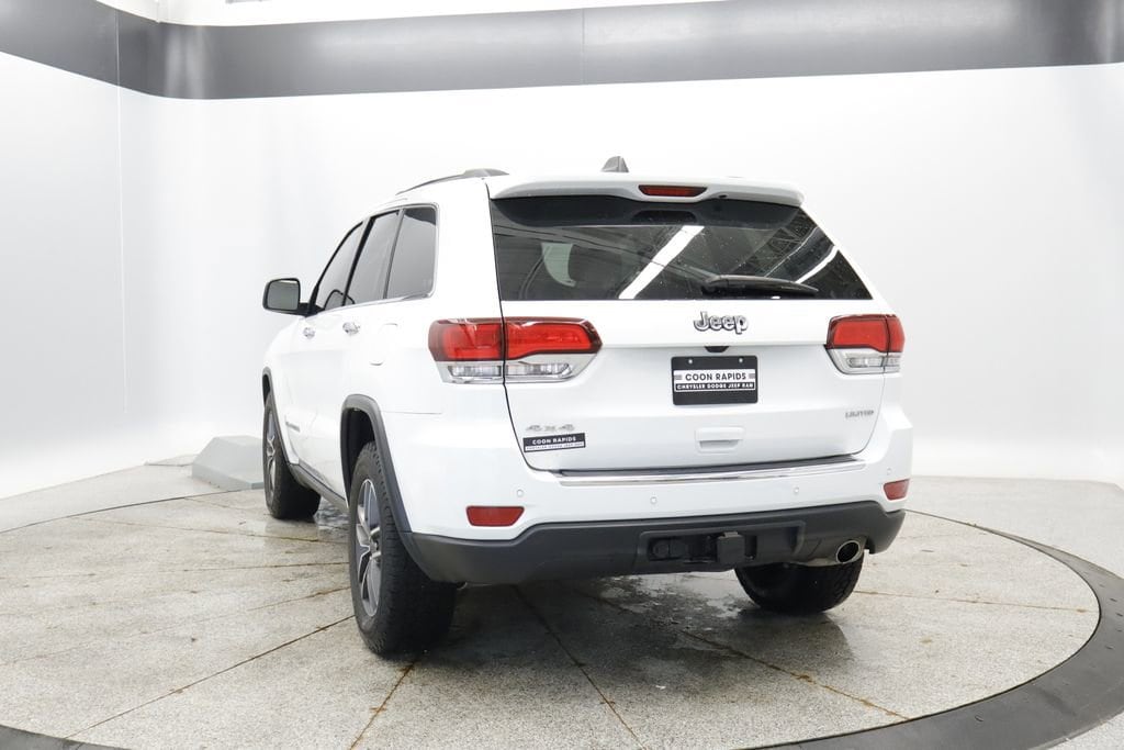 Thumbnail: 2020 Jeep Grand Cherokee - 3