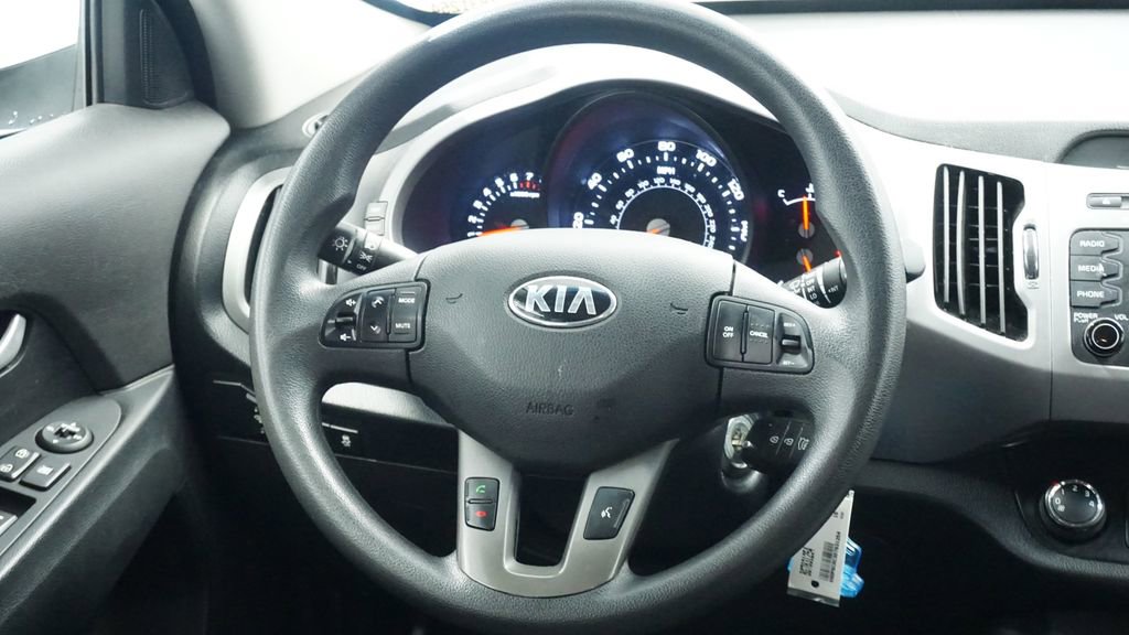 Thumbnail: 2016 Kia Sportage - 19