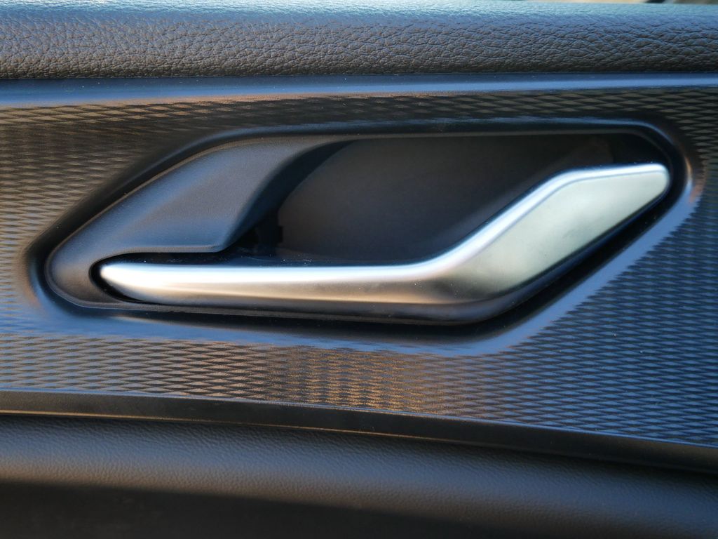 Thumbnail: 2025 Jeep Grand Cherokee - 35