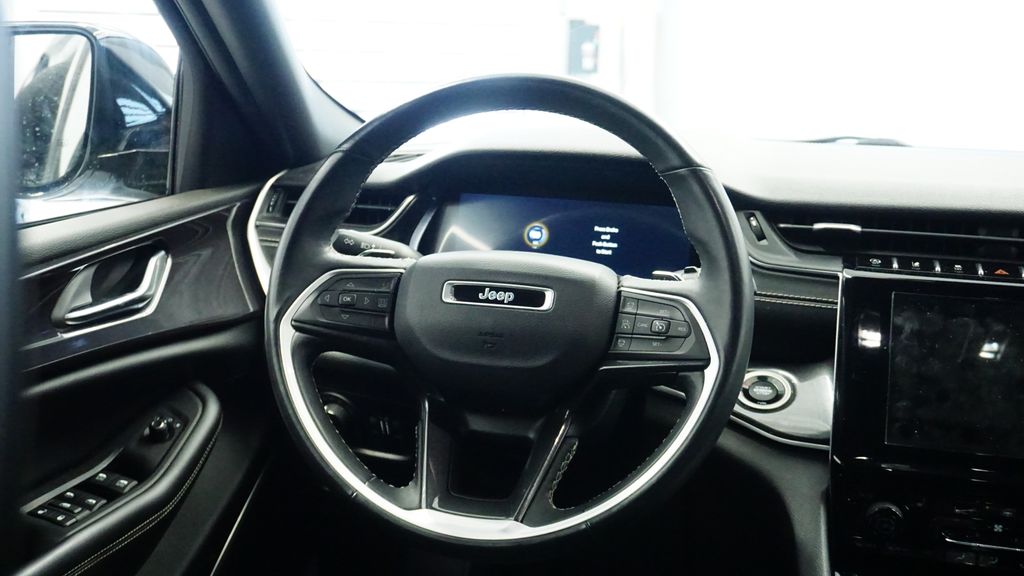 Thumbnail: 2022 Jeep Grand Cherokee L - 22