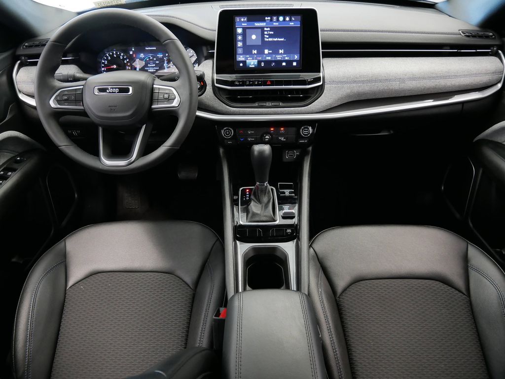 Thumbnail: 2025 Jeep Compass - 17