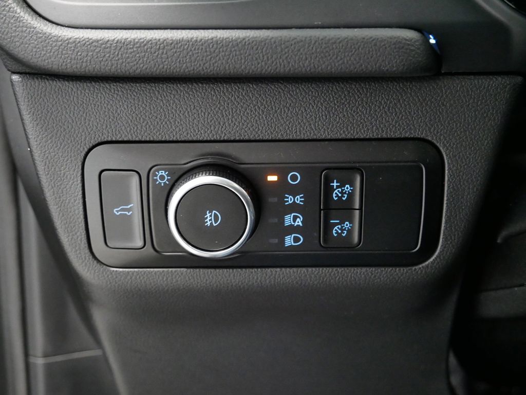 Thumbnail: 2023 Ford Escape - 25