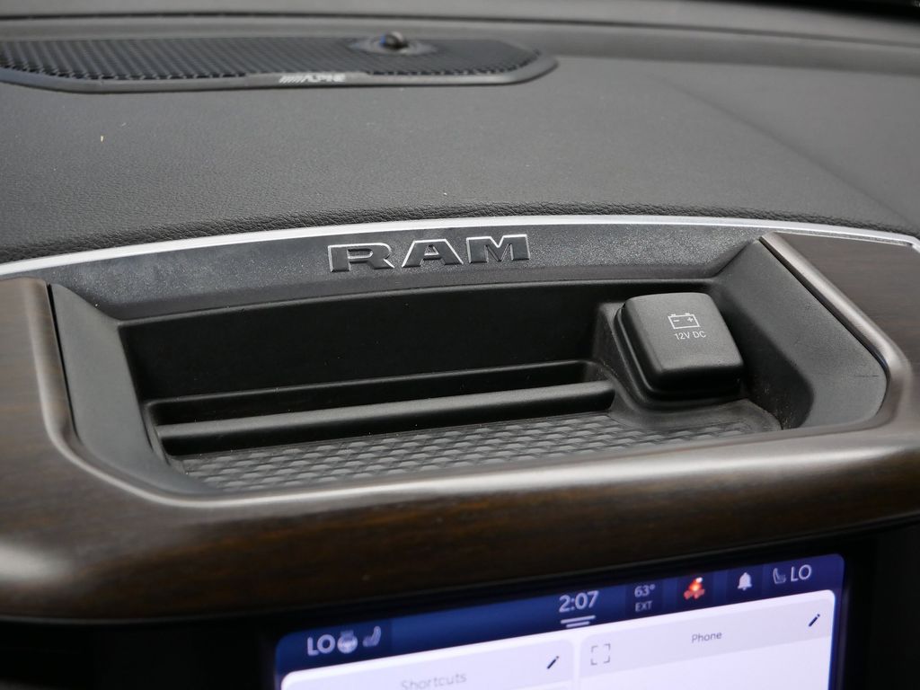 Thumbnail: 2022 RAM 1500 - 39