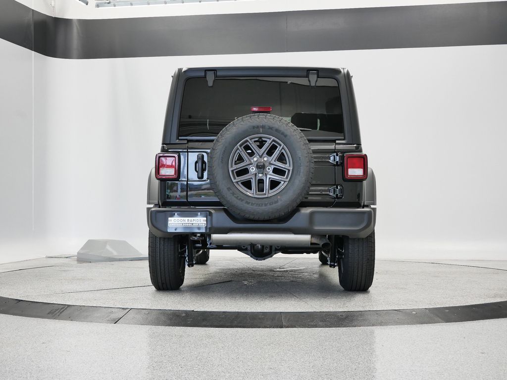 Thumbnail: 2026 Jeep Wrangler - 42