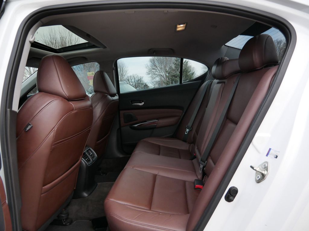 Thumbnail: 2015 Acura TLX - 10