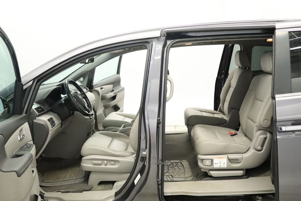 Thumbnail: 2015 Honda Odyssey - 15