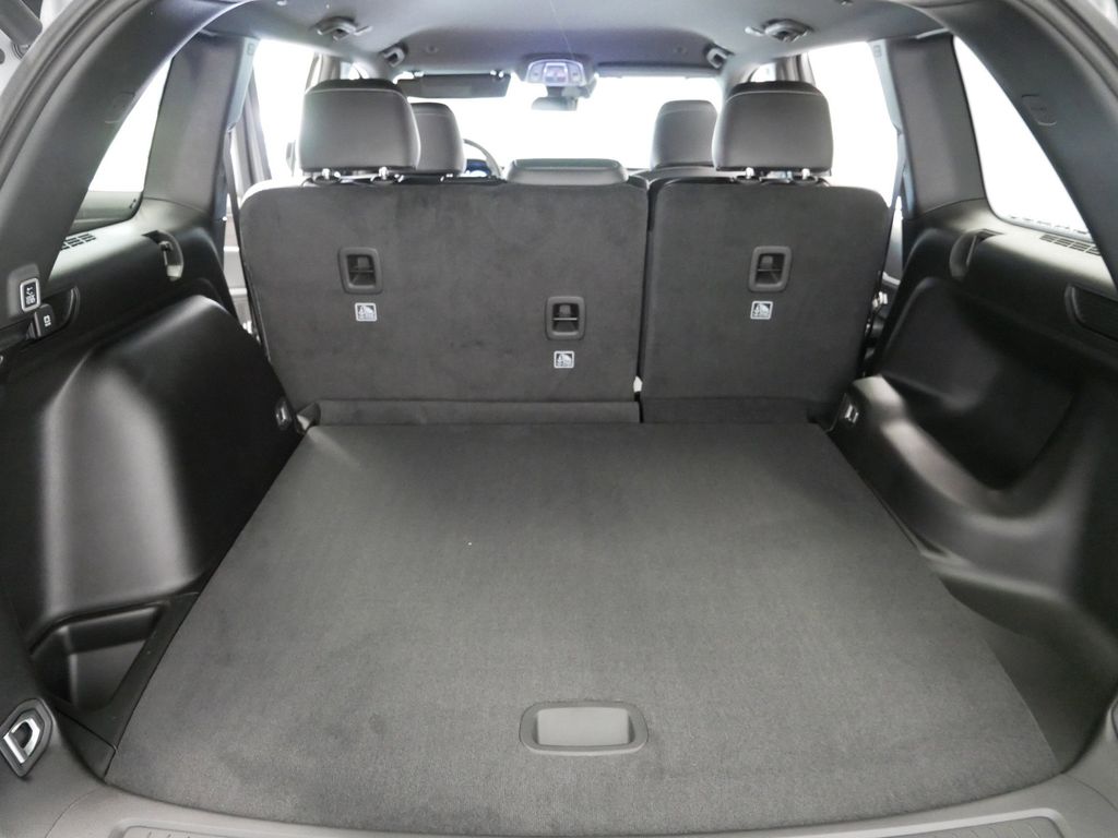 Thumbnail: 2025 Jeep Grand Cherokee - 10