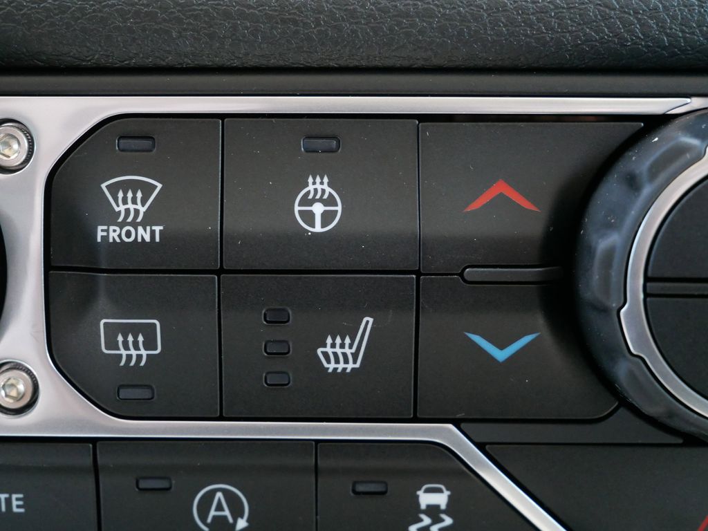 Thumbnail: 2025 Jeep Wrangler - 47