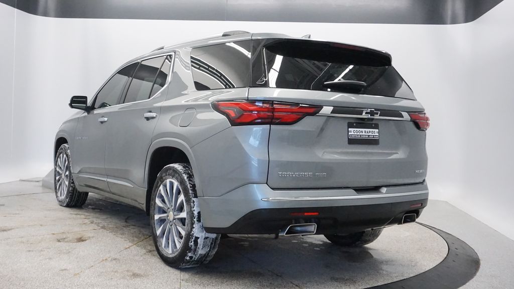 Thumbnail: 2023 Chevrolet Traverse - 3
