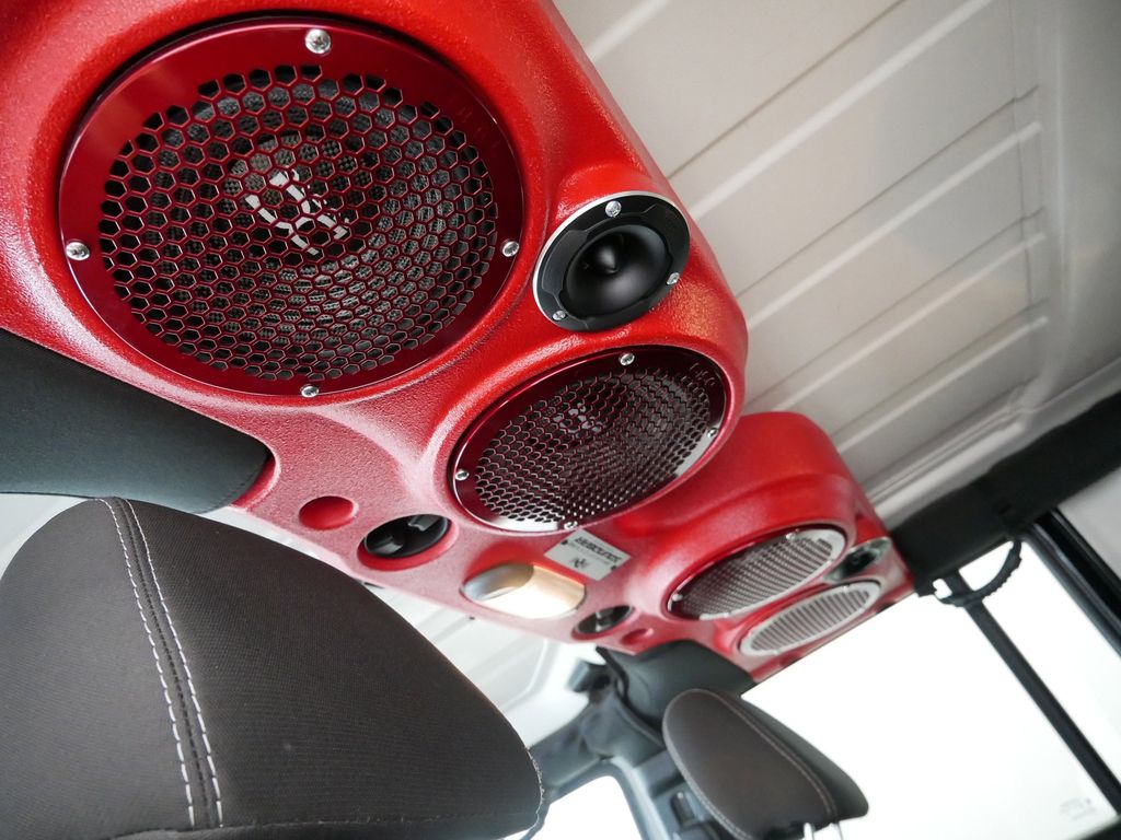 Thumbnail: 2015 Jeep Wrangler - 26