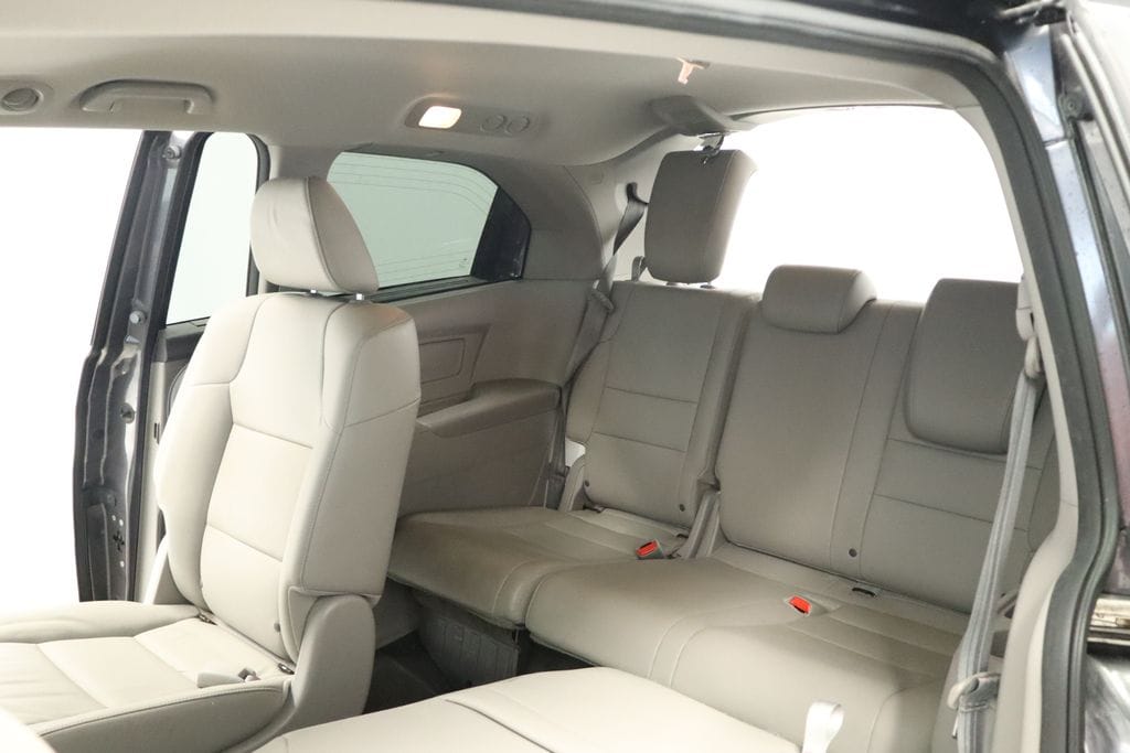 Thumbnail: 2015 Honda Odyssey - 17