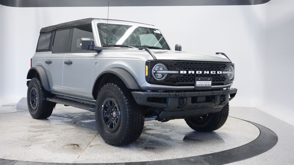 Thumbnail: 2023 Ford Bronco - 15