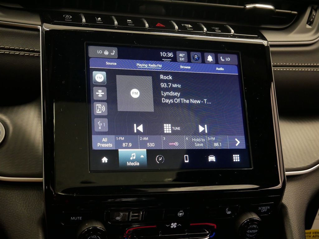 Thumbnail: 2025 Jeep Grand Cherokee - 34