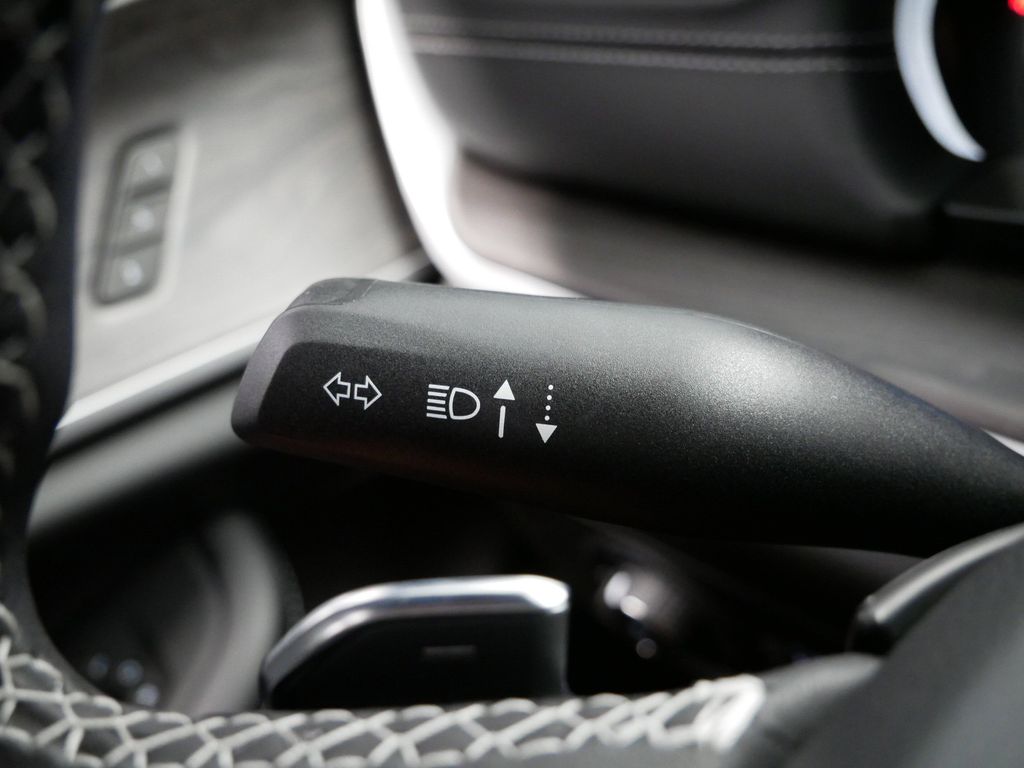 Thumbnail: 2025 Jeep Grand Cherokee - 26