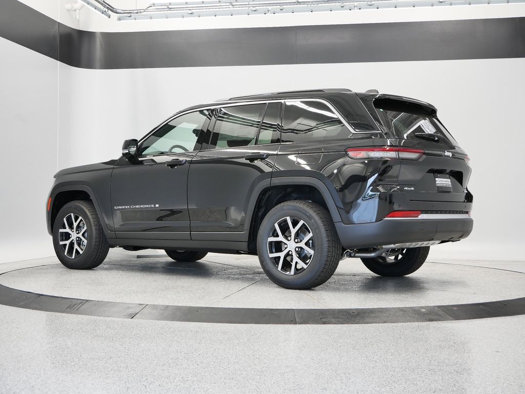 Thumbnail: 2025 Jeep Grand Cherokee - 44