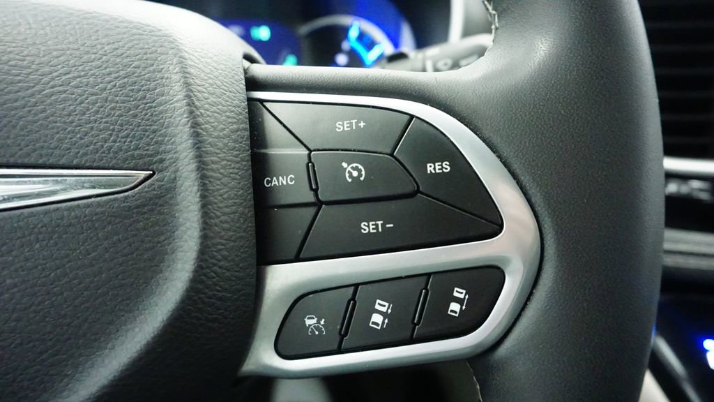 Thumbnail: 2024 Chrysler Pacifica - 36