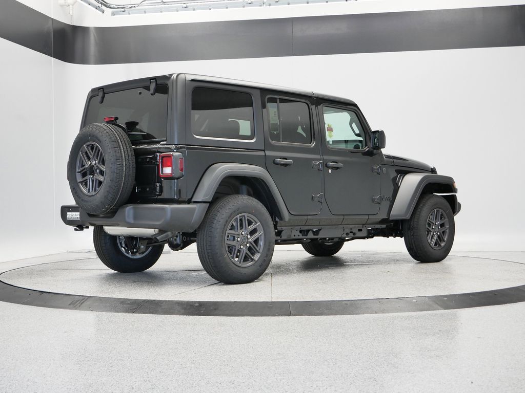 Thumbnail: 2026 Jeep Wrangler - 43