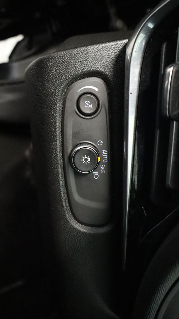 Thumbnail: 2024 Buick Envista - 34