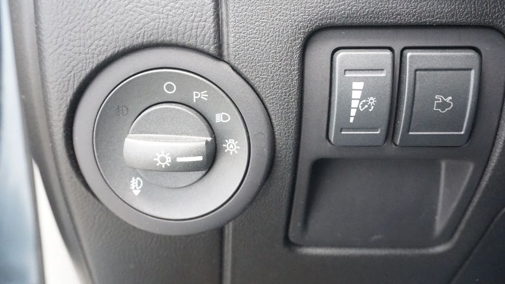 Thumbnail: 2012 Lincoln MKZ - 21