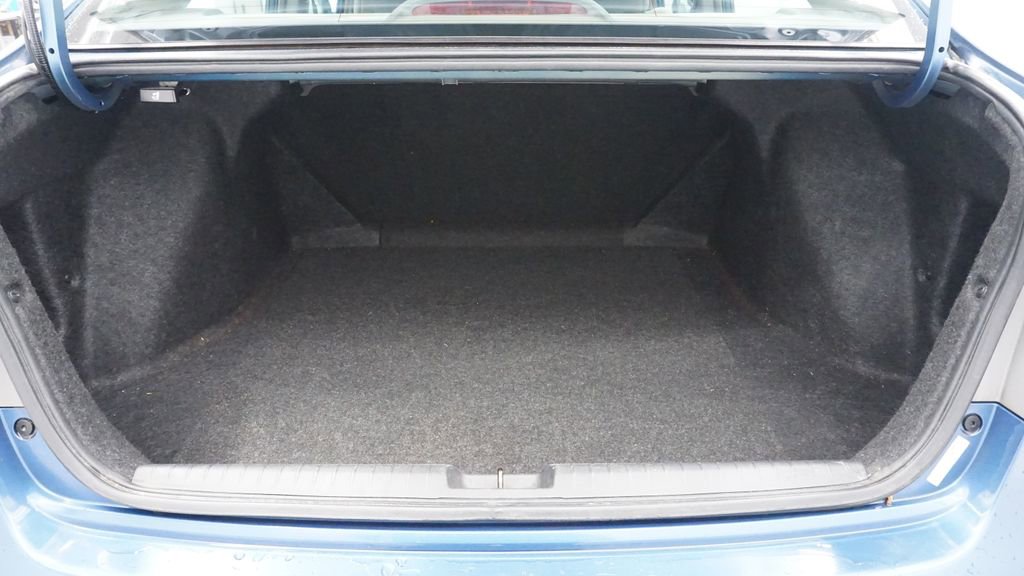 Thumbnail: 2010 Honda Civic - 16