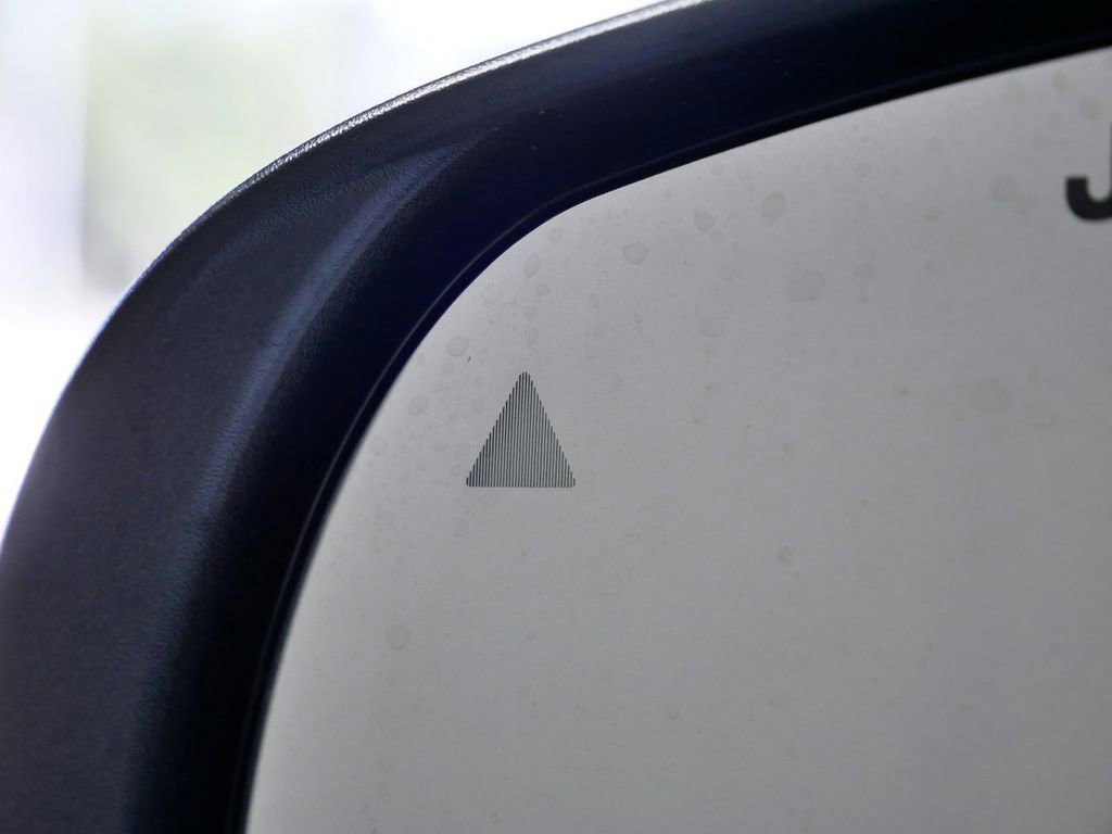 Thumbnail: 2024 Jeep Compass - 24