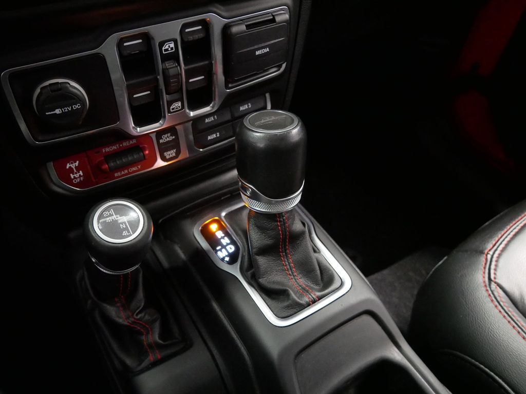 Thumbnail: 2020 Jeep Gladiator - 36