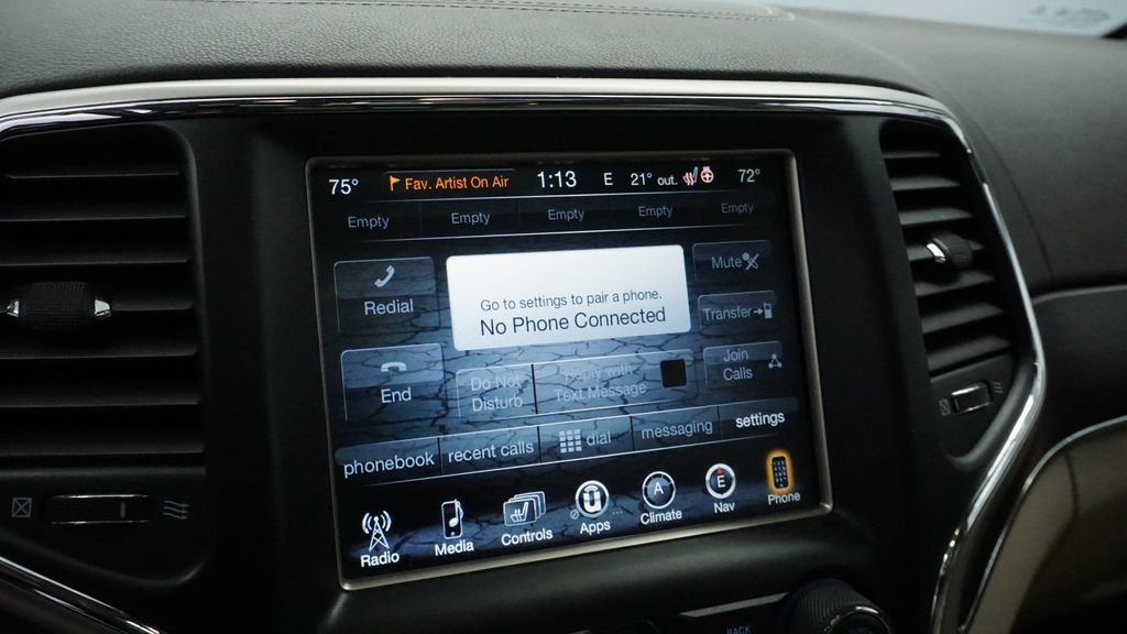 Thumbnail: 2016 Jeep Grand Cherokee - 42