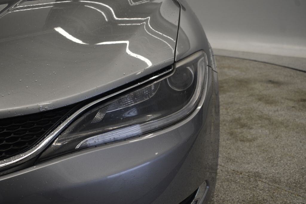 Used 2015 Chrysler 200 Limited Sedan