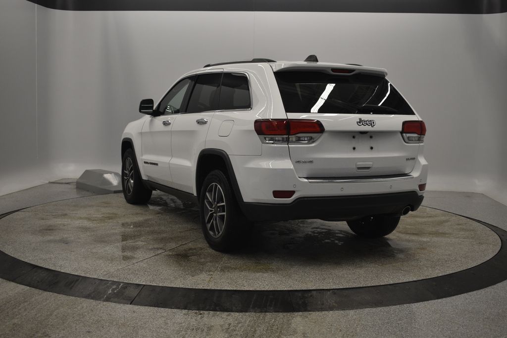 Thumbnail: 2020 Jeep Grand Cherokee - 3