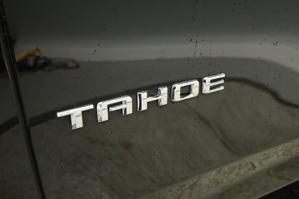 Thumbnail: 2022 Chevrolet Tahoe - 16