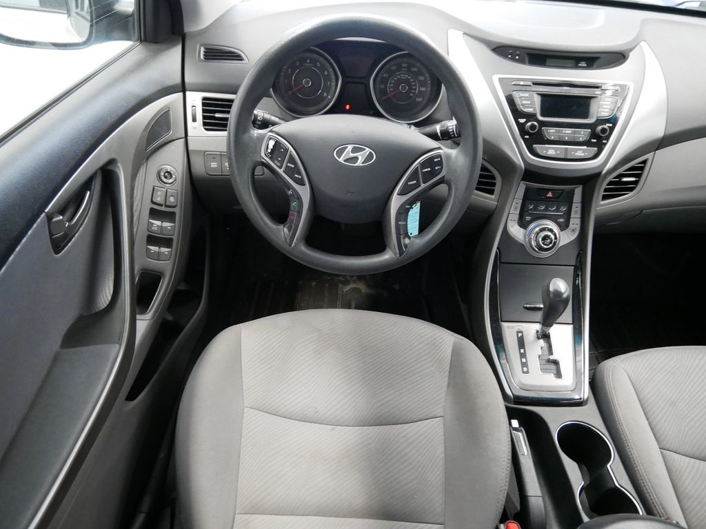 Thumbnail: 2013 Hyundai Elantra - 24