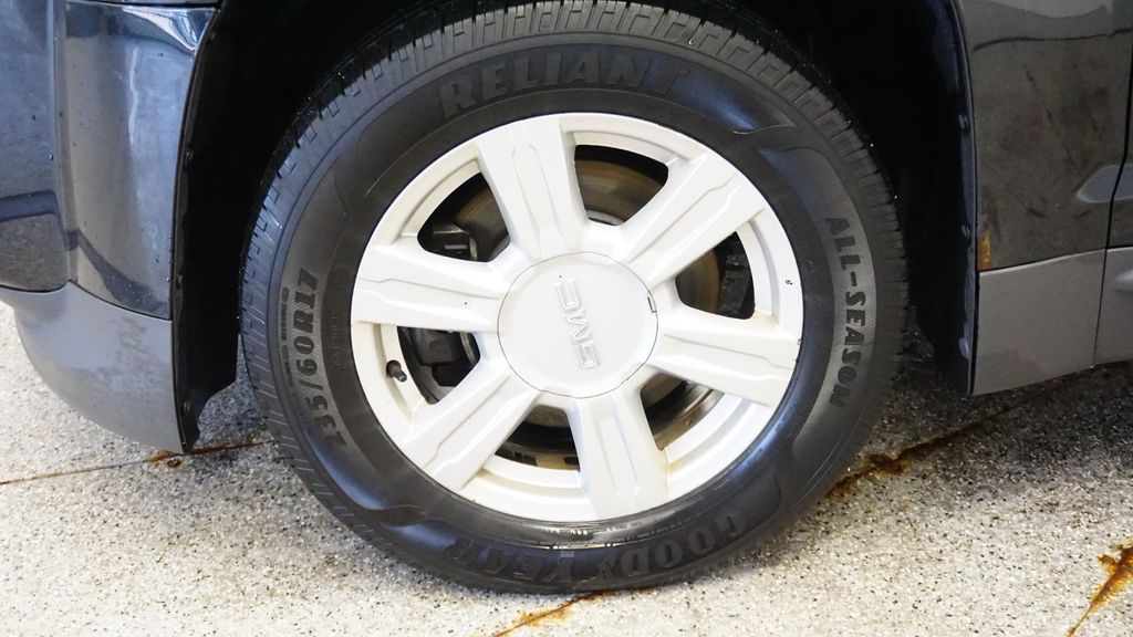 Thumbnail: 2014 GMC Terrain - 13