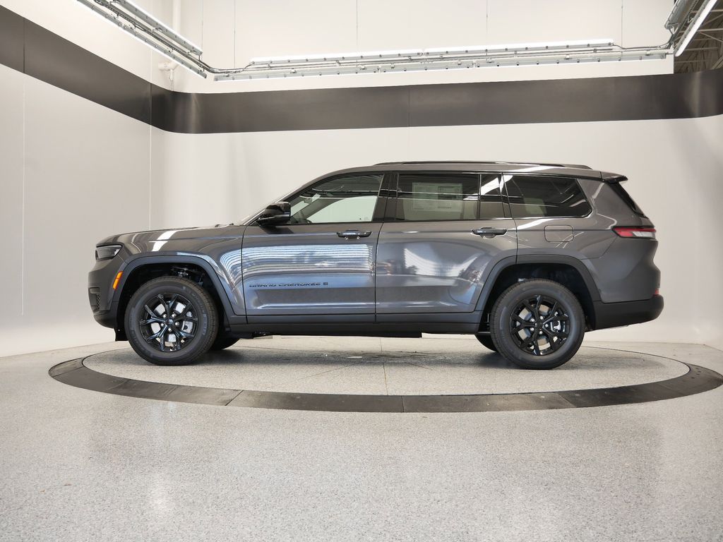 Thumbnail: 2025 Jeep Grand Cherokee L - 3