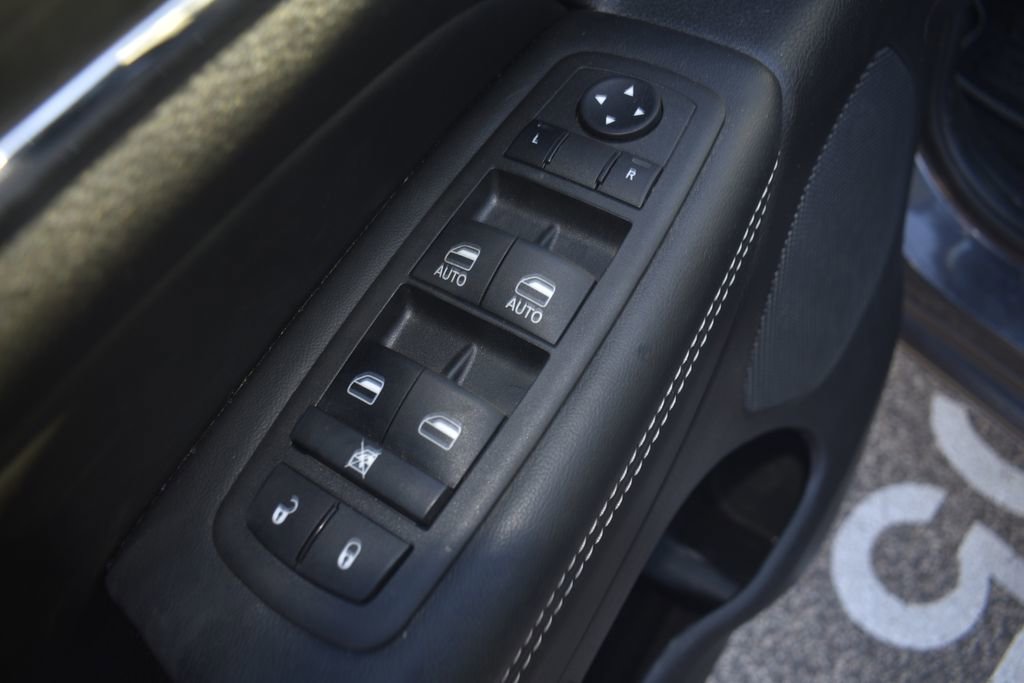 Thumbnail: 2021 Jeep Grand Cherokee - 11