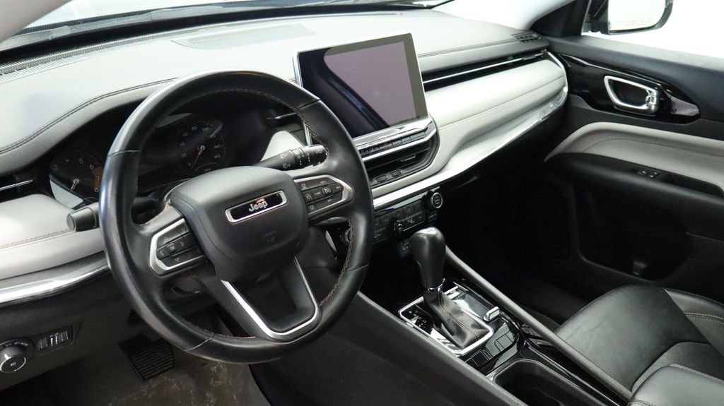 Thumbnail: 2022 Jeep Compass - 29