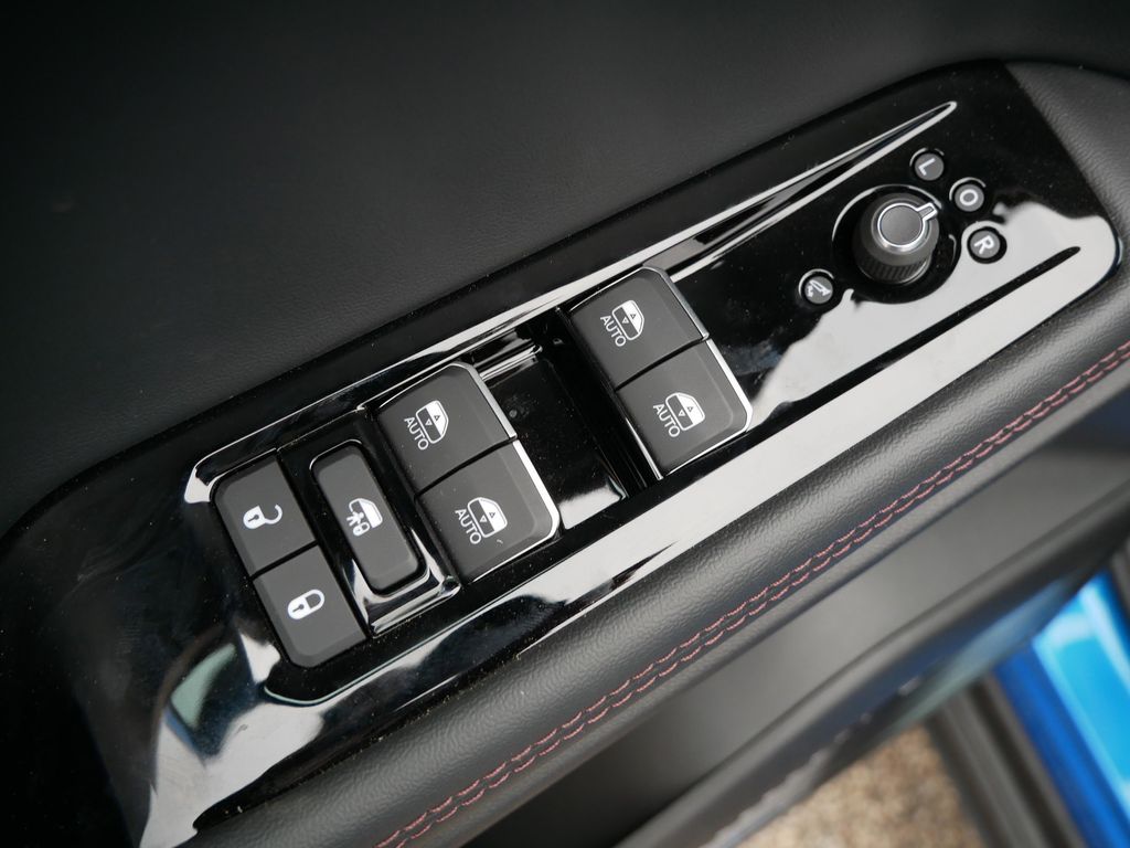 Thumbnail: 2025 Jeep Wagoneer S - 34