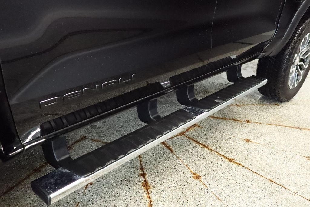 Thumbnail: 2023 GMC Canyon - 17