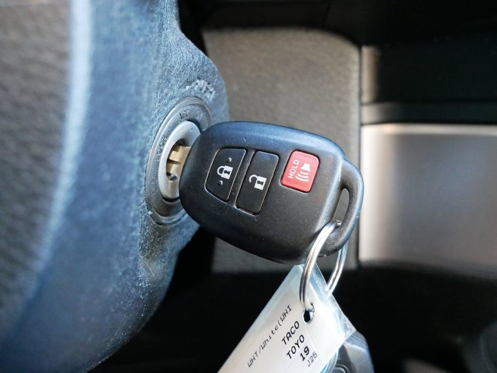 Thumbnail: 2019 Toyota Tacoma - 49