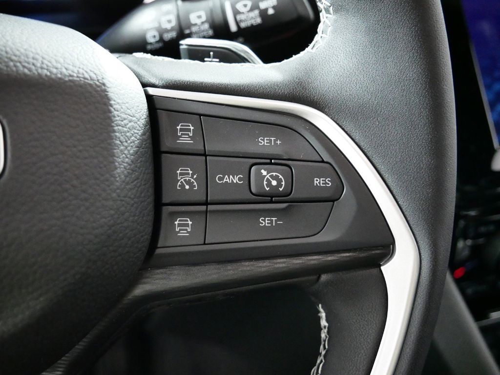 2024 Jeep Grand Cherokee Altitude 40