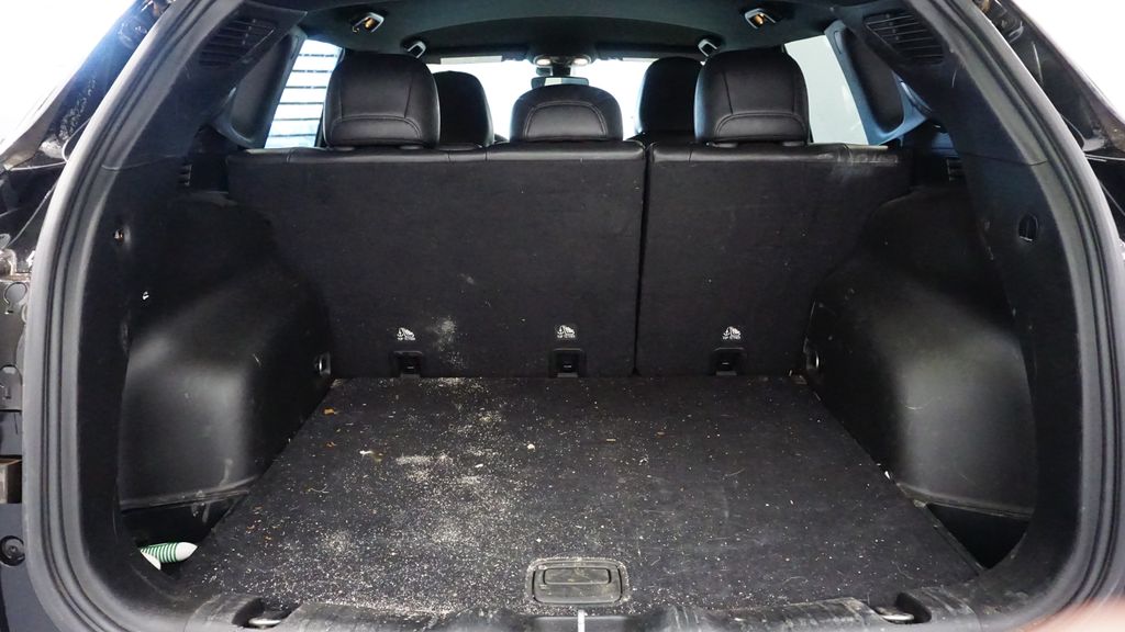 Thumbnail: 2023 Jeep Compass - 15