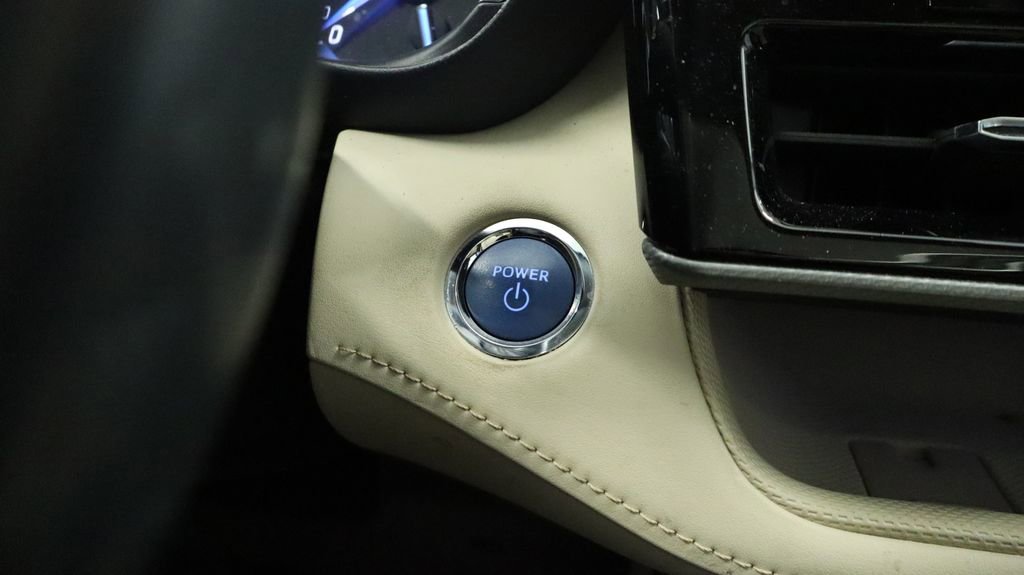 Thumbnail: 2022 Toyota Highlander - 35