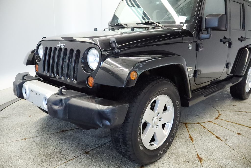 Thumbnail: 2011 Jeep Wrangler - 9